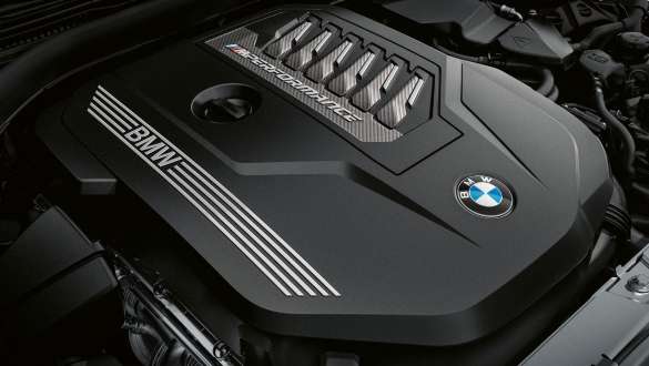  Рядный 6-цилиндровый бензиновый двигатель BMW М TwinPower Turbo. 